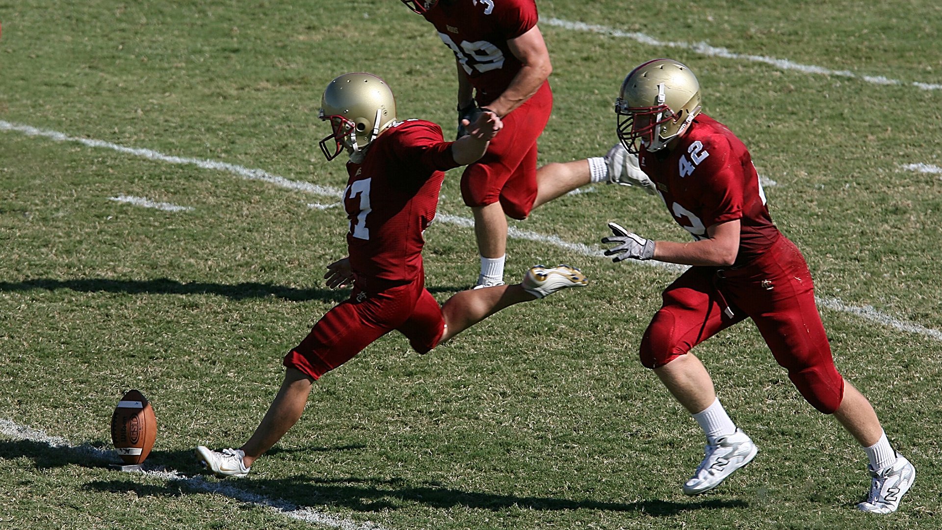 压哨绝杀！土耳其惊天逆转墨西哥，穆勒关键先生之名响彻赛场