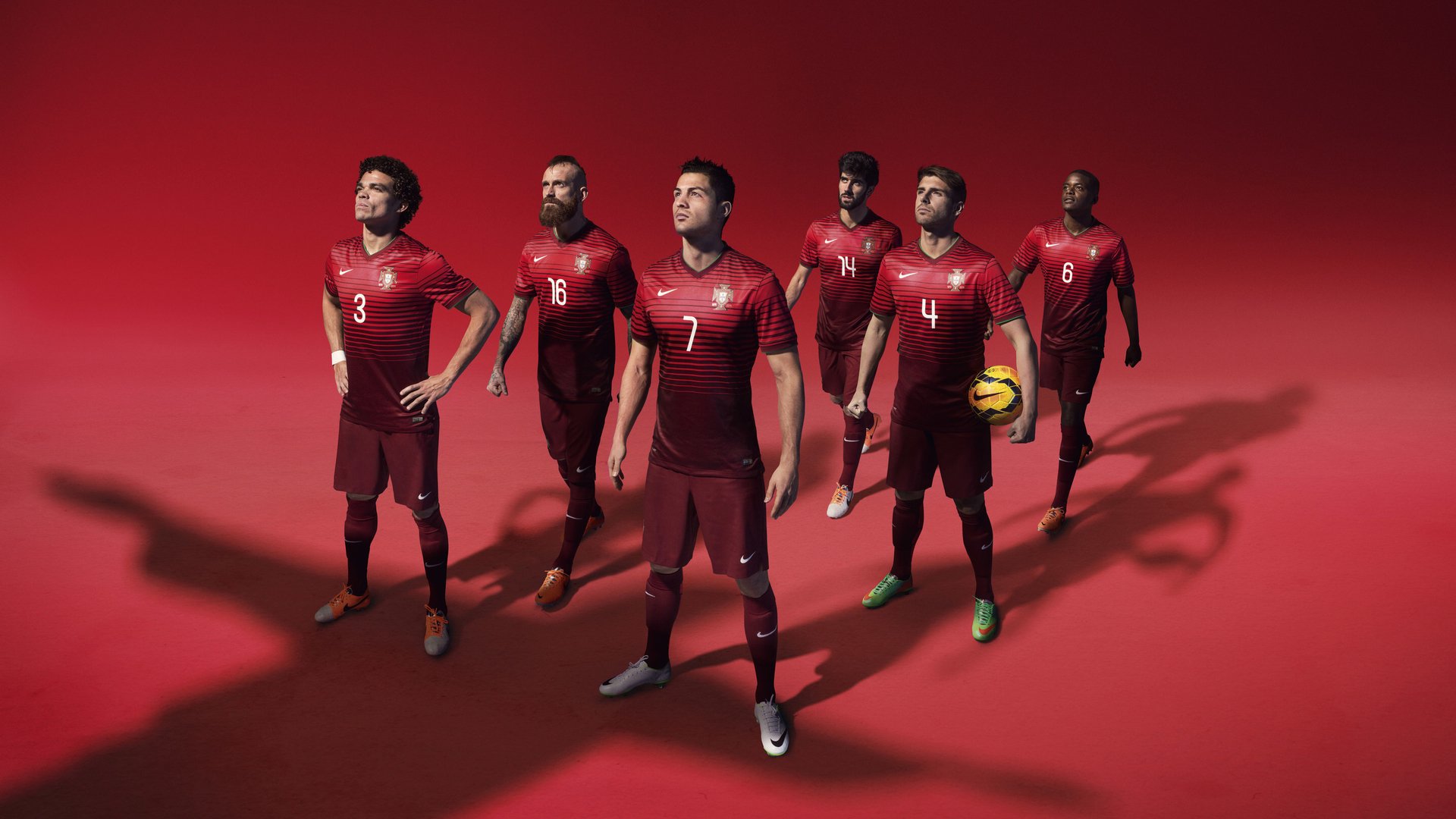 不只是胜利，乌拉圭战术碾压奥地利，阿尔瓦雷斯赛后评分拉满的背后深意